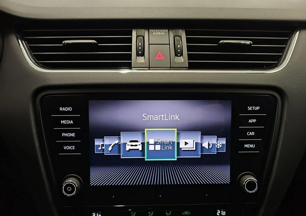 Skoda Octavia cena 63500 przebieg: 102129, rok produkcji 2019 z Milanówek małe 352
